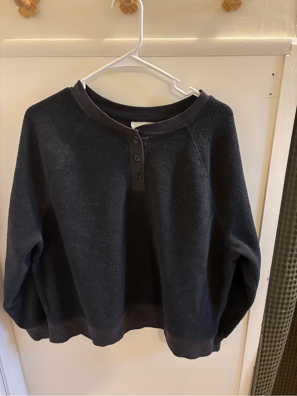 Universal Thread Black Scoop-Neck Henley Sweater